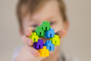 Estrategias de Avalúo de Niños y Jóvenes con Autismo